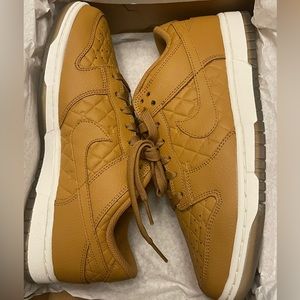 BNIB NIKE DUNK LOW IN WHEAT